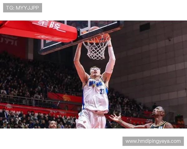 CBA直播精彩对决首钢队迎战辽宁队全力争胜展现篮球魅力