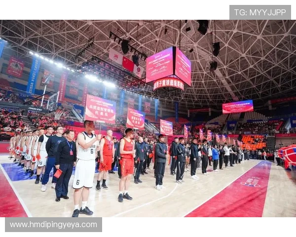 重庆篮球队比赛经验分享聚焦球队成长与挑战的故事 重庆篮球队比赛经验分享聚焦球队成长与挑战的故事