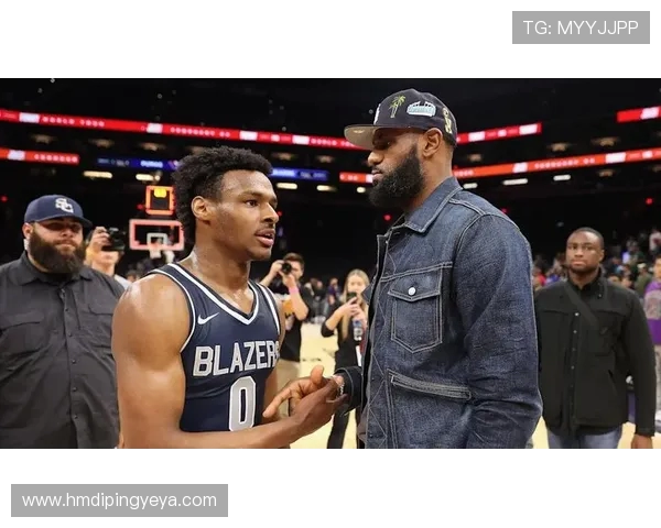 黄蜂与骑士激战正酣NBA1125精彩对决引发球迷热议