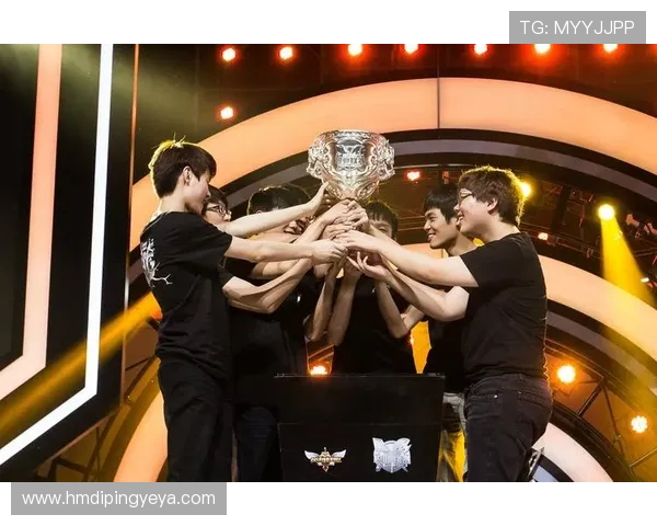 EDG的荣耀之路：从新秀到王者的成长与蜕变纪实